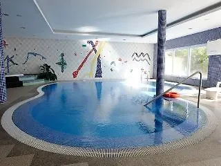 Отель Golden Tulip &